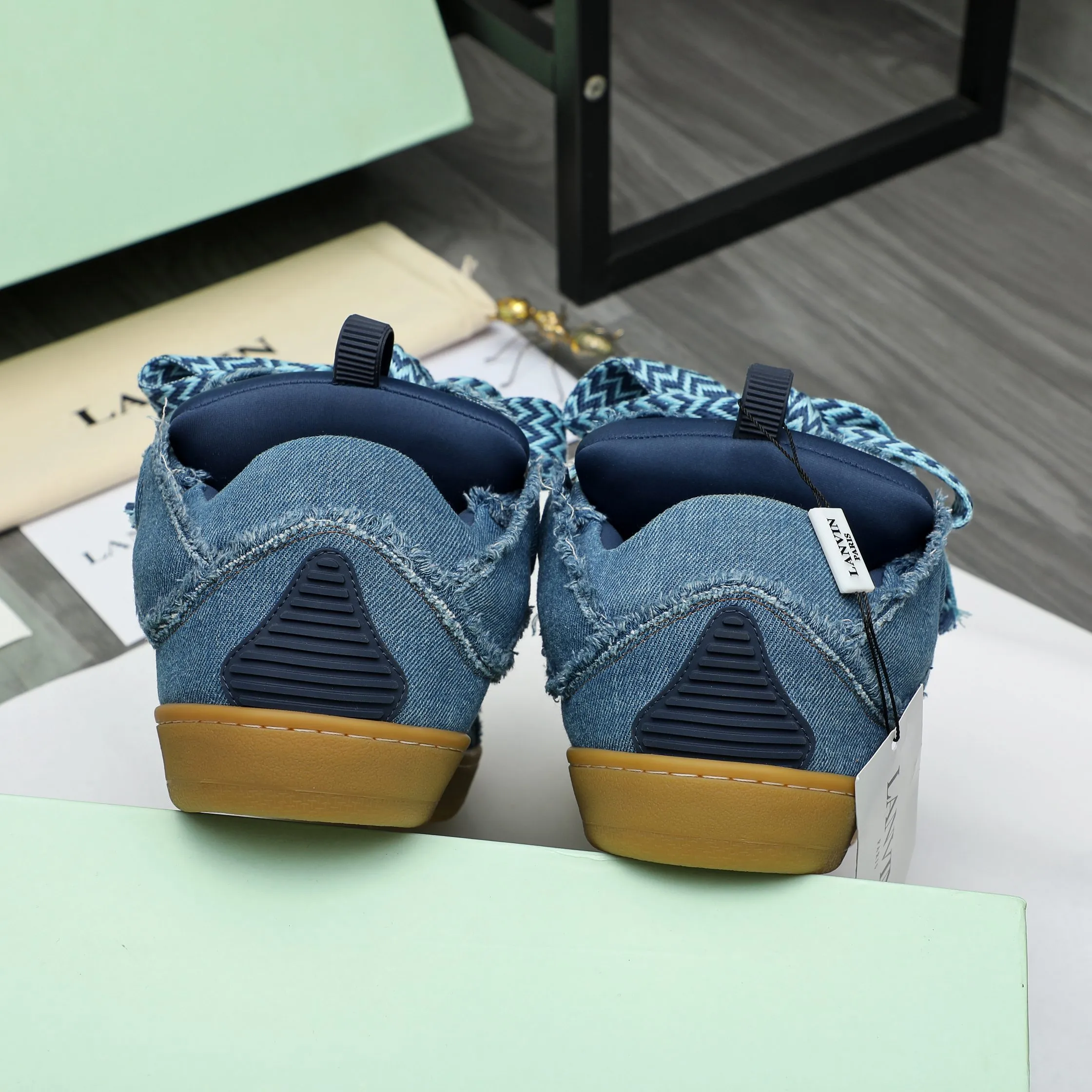 Men's shoes 💰740 [Lanvin] Lanvin high-end quality original couple's casual shoes - Upper: imported denim spliced ​​Lycra breathable fabric - Inner: Lycra elastic lining - Outsole: original rubber outsole - Super high quality control·Fine workmanship: highlighted (high-end·luxury·grade) -Size: 36-45 (45 can be customized)